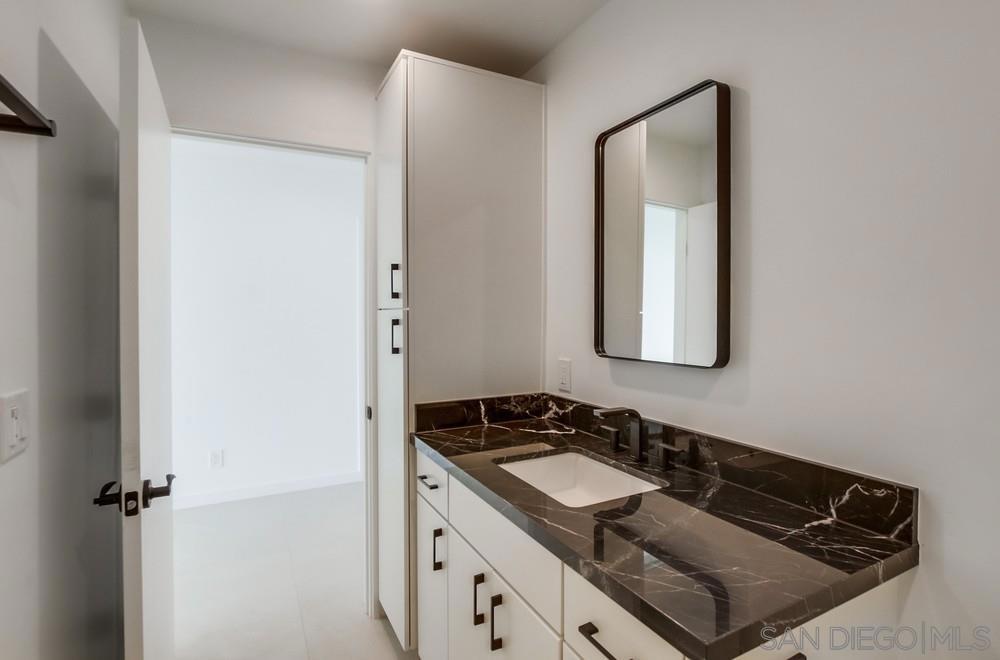 Del Mar - Residential Lease