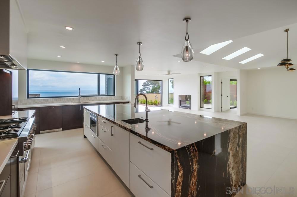 Del Mar - Residential Lease