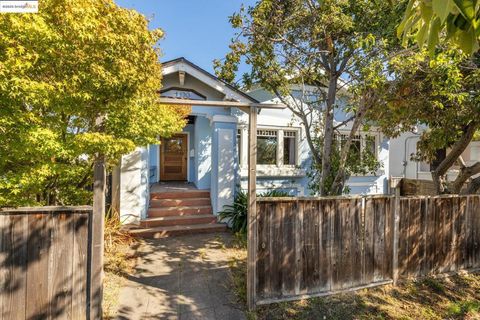 Photo of 4430 Webster St St, Oakland, CA 94609 (MLS # 41115513) Photo of 4430 Webster St St, Oakland, CA 94609 (MLS # 41115513)