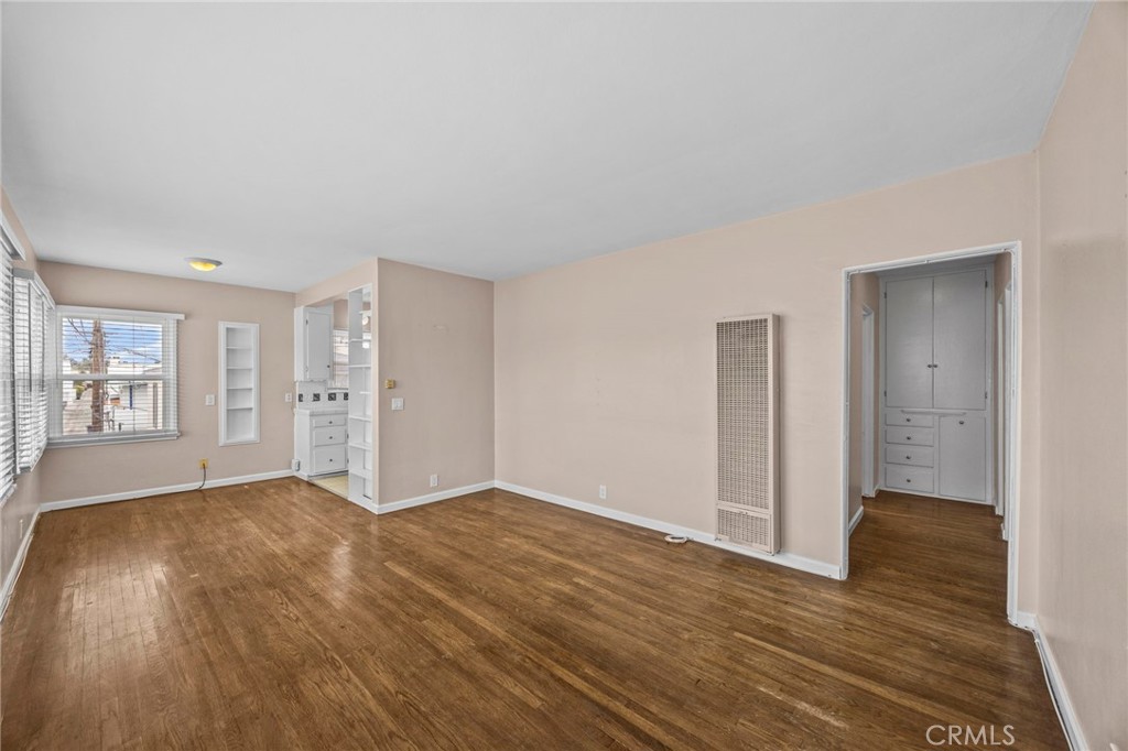 Belmont Shore (BSD) - Residential Lease