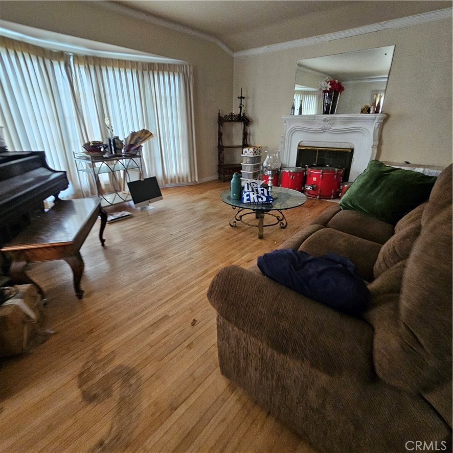 3712 Wellington Road