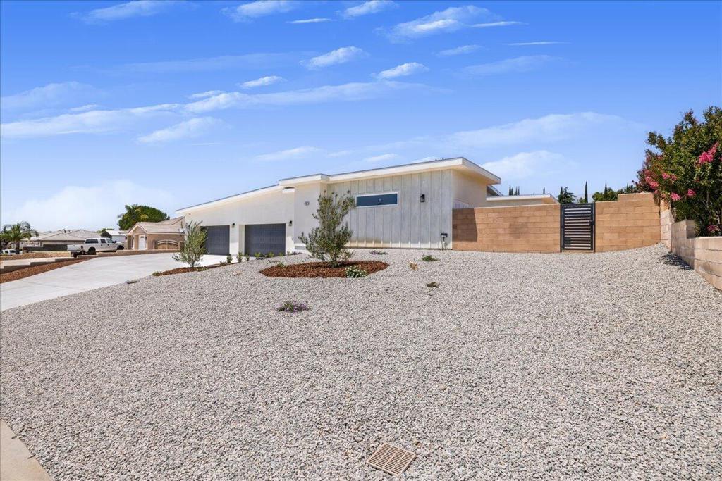 4195 Evergreen Lane