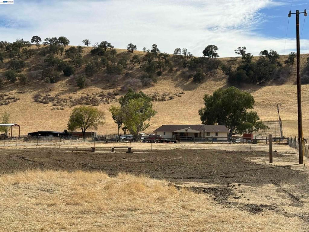 Photo of 4505 Briones Valley Rd RD, Brentwood, CA 94513 (MLS # 41147690)