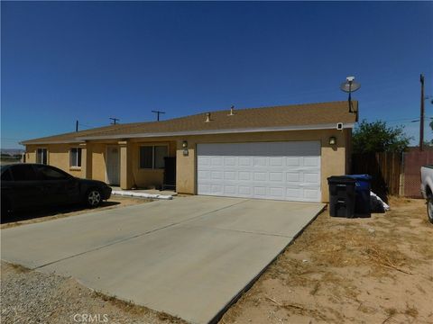 Photo of 9037 S Loop Blvd, California City, CA 93505 (MLS # CV26086743)