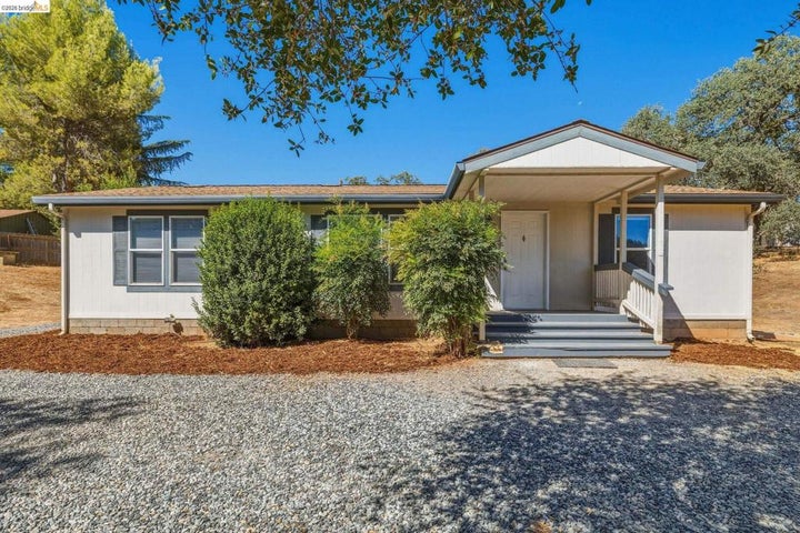 Photo 1 of 43 — 14019 Park Ave, Jamestown, CA 95327