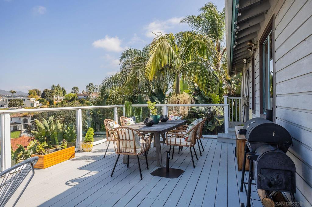 La Costa - Residential Lease