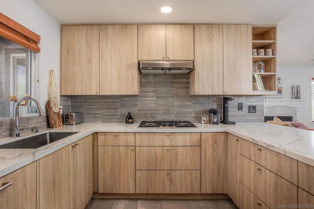 La Costa - Residential Lease