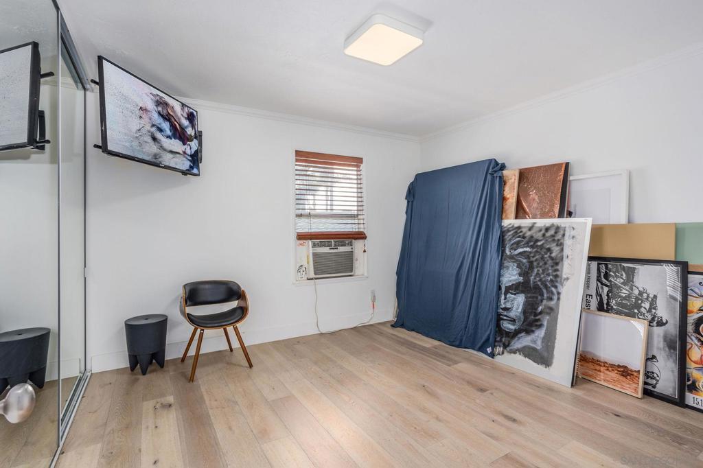 La Costa - Residential Lease