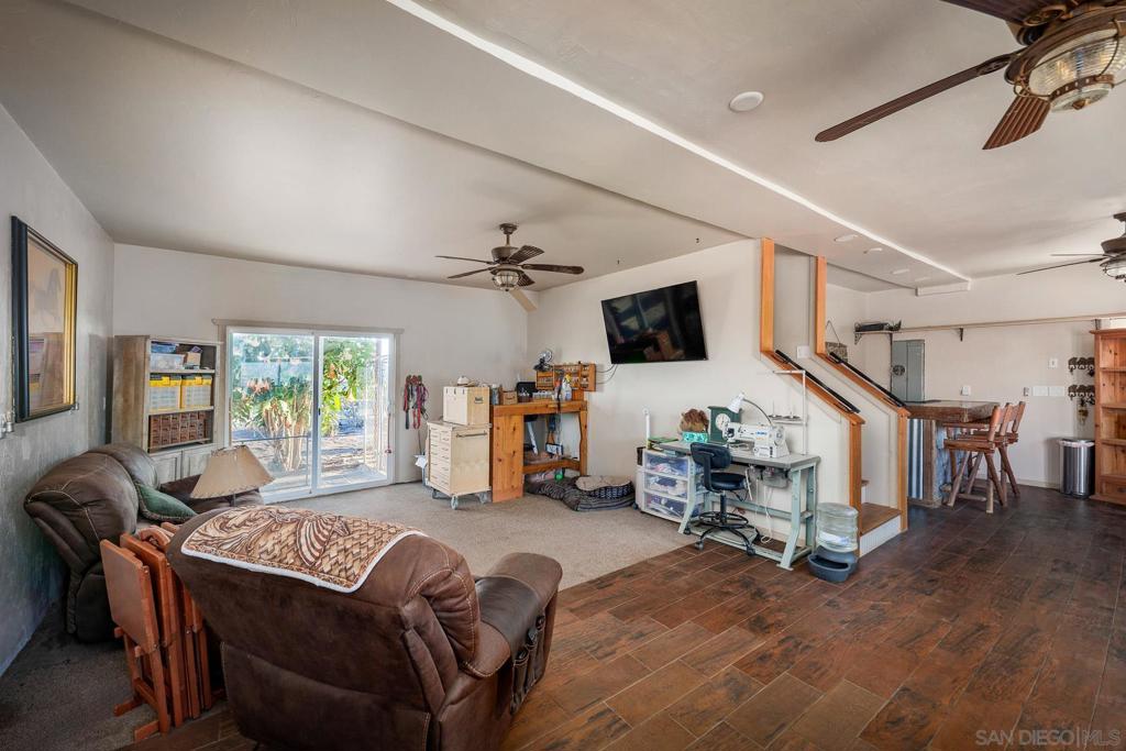 31141 Saddleback Rd