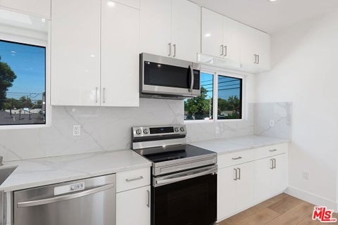Tiny photo for 6266 Etiwanda Avenue #18254, Los Angeles, CA 91335 (MLS # 26844509)