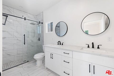 Tiny photo for 6266 Etiwanda Avenue #18254, Los Angeles, CA 91335 (MLS # 26844509)