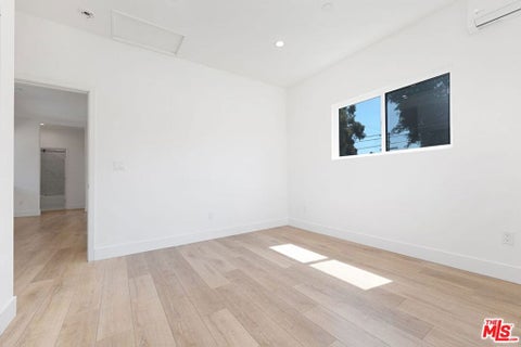 Tiny photo for 6266 Etiwanda Avenue #18254, Los Angeles, CA 91335 (MLS # 26844509)