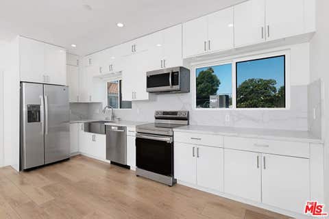 Tiny photo for 6266 Etiwanda Avenue #18254, Los Angeles, CA 91335 (MLS # 26844509)