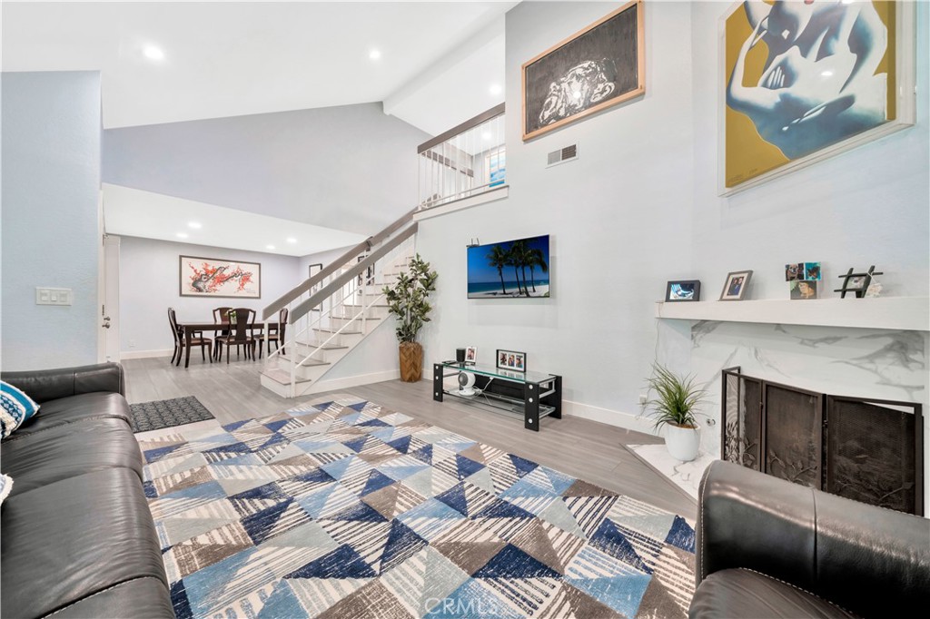 10065 Hidden Village