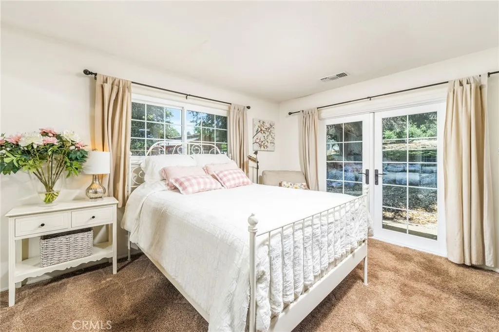 Oak Glen, California 92399, United States, 4 Bedrooms Bedrooms, ,3 BathroomsBathrooms,Residential,Active,36691