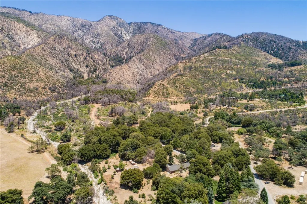 Oak Glen, California 92399, United States, 4 Bedrooms Bedrooms, ,3 BathroomsBathrooms,Residential,Active,36691