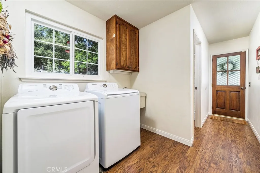 Oak Glen, California 92399, United States, 4 Bedrooms Bedrooms, ,3 BathroomsBathrooms,Residential,Active,36691