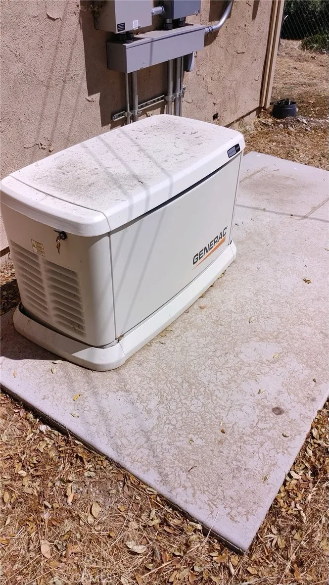 Oak Glen, California 92399, United States, 4 Bedrooms Bedrooms, ,3 BathroomsBathrooms,Residential,Active,36691