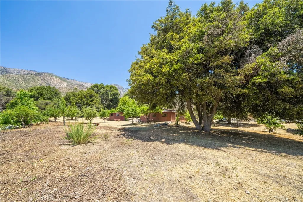 Oak Glen, California 92399, United States, 4 Bedrooms Bedrooms, ,3 BathroomsBathrooms,Residential,Active,36691