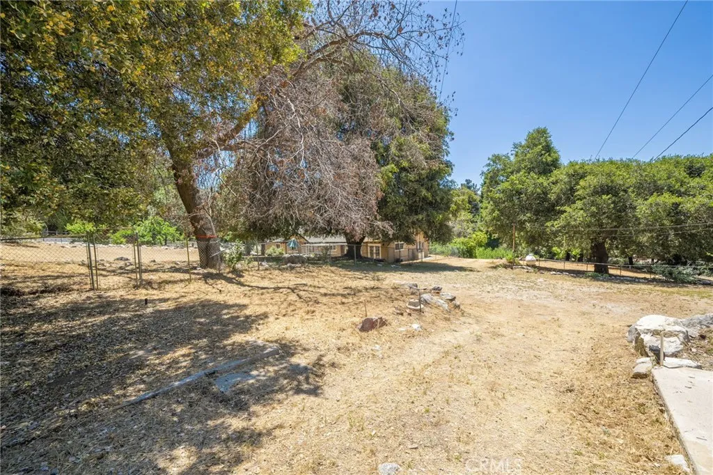 Oak Glen, California 92399, United States, 4 Bedrooms Bedrooms, ,3 BathroomsBathrooms,Residential,Active,36691