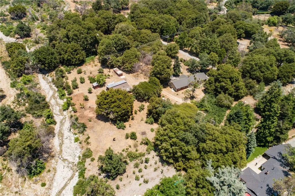 Oak Glen, California 92399, United States, 4 Bedrooms Bedrooms, ,3 BathroomsBathrooms,Residential,Active,36691