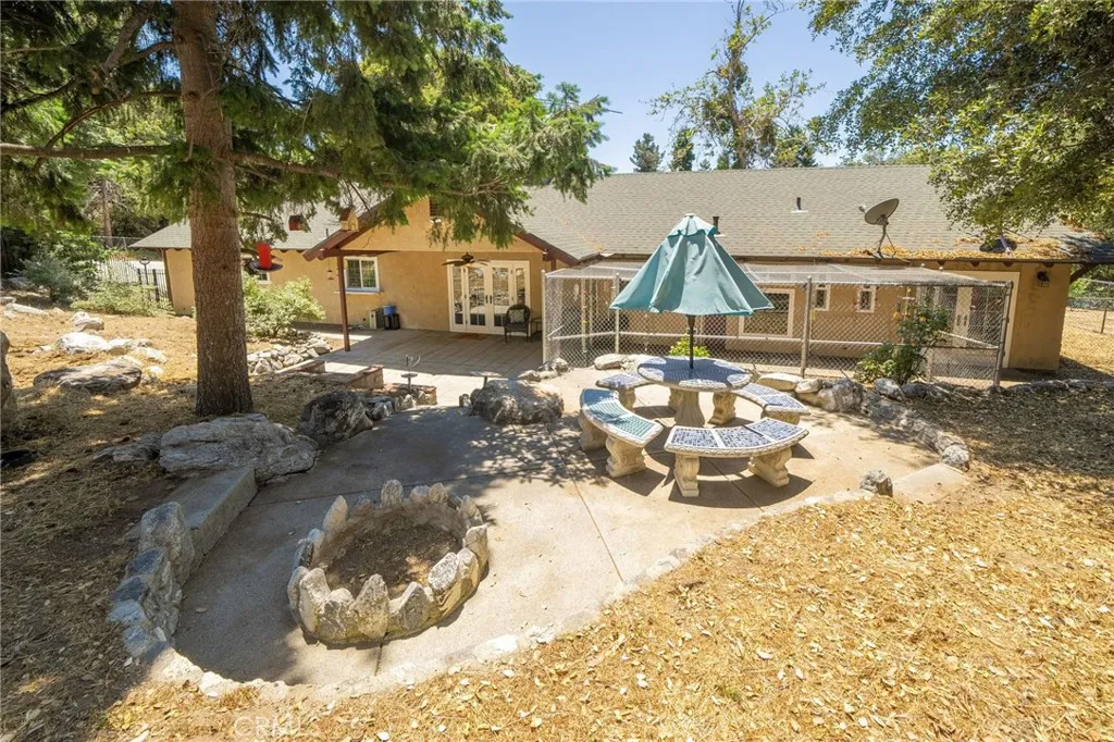 Oak Glen, California 92399, United States, 4 Bedrooms Bedrooms, ,3 BathroomsBathrooms,Residential,Active,36691