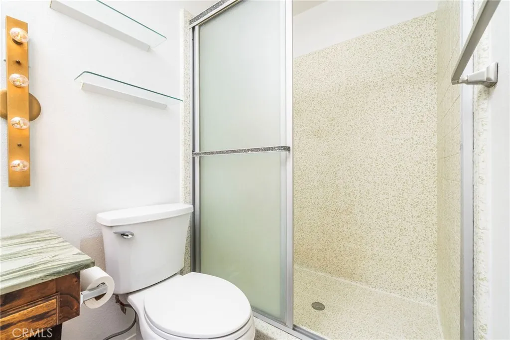 Oak Glen, California 92399, United States, 4 Bedrooms Bedrooms, ,3 BathroomsBathrooms,Residential,Active,36691