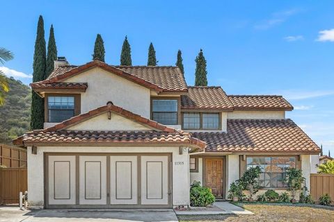 Photo of 11315 Middle Ridge Ter Ter, San Diego, CA 92128 (MLS # 250041269SD) Photo of 11315 Middle Ridge Ter Ter, San Diego, CA 92128 (MLS # 250041269SD)