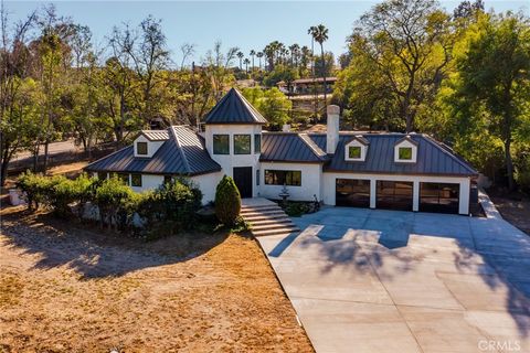 Photo of 10533 Morada, Orange, CA 92869 (MLS # PW26029738)