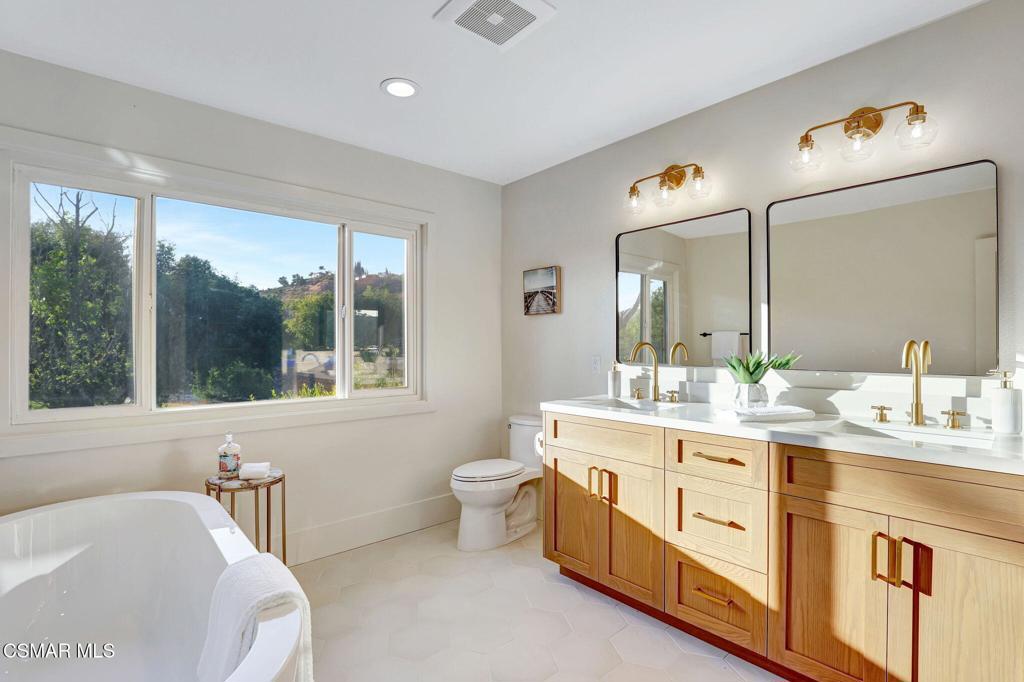 Foxmoor-706 - 706 - Residential