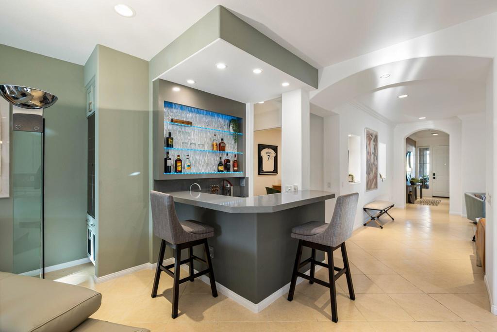 Hovley Palms - Residential