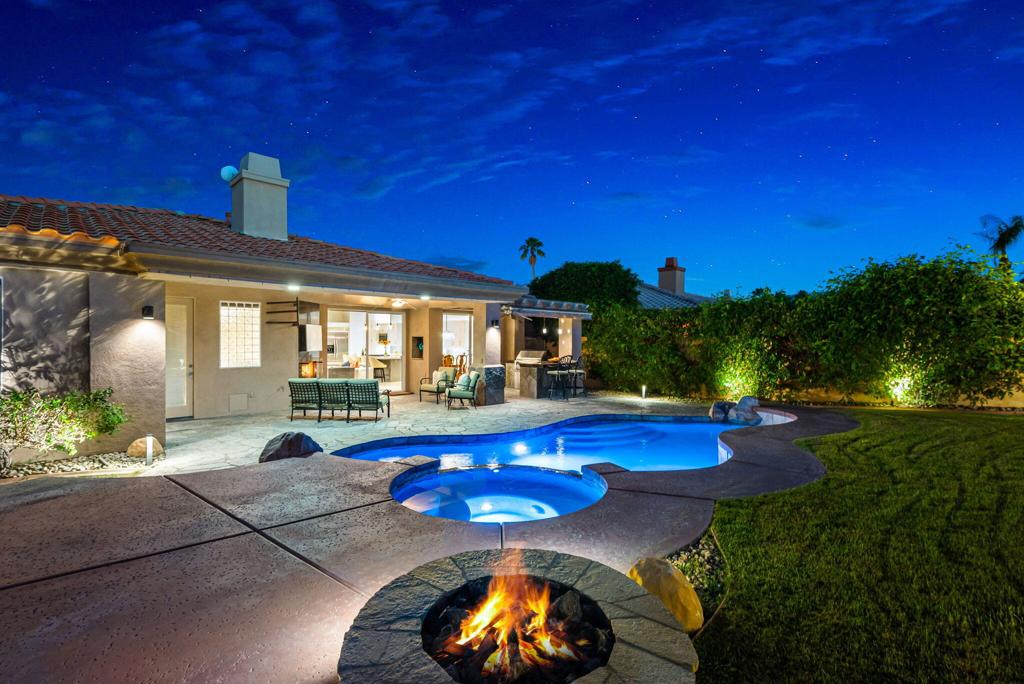Hovley Palms - Residential