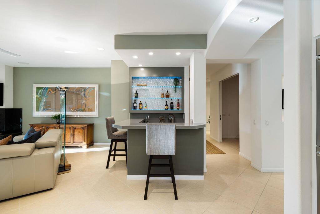 Hovley Palms - Residential