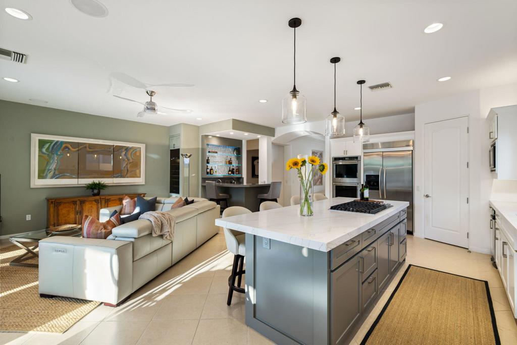Hovley Palms - Residential