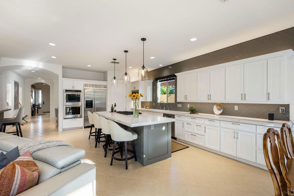 Hovley Palms - Residential