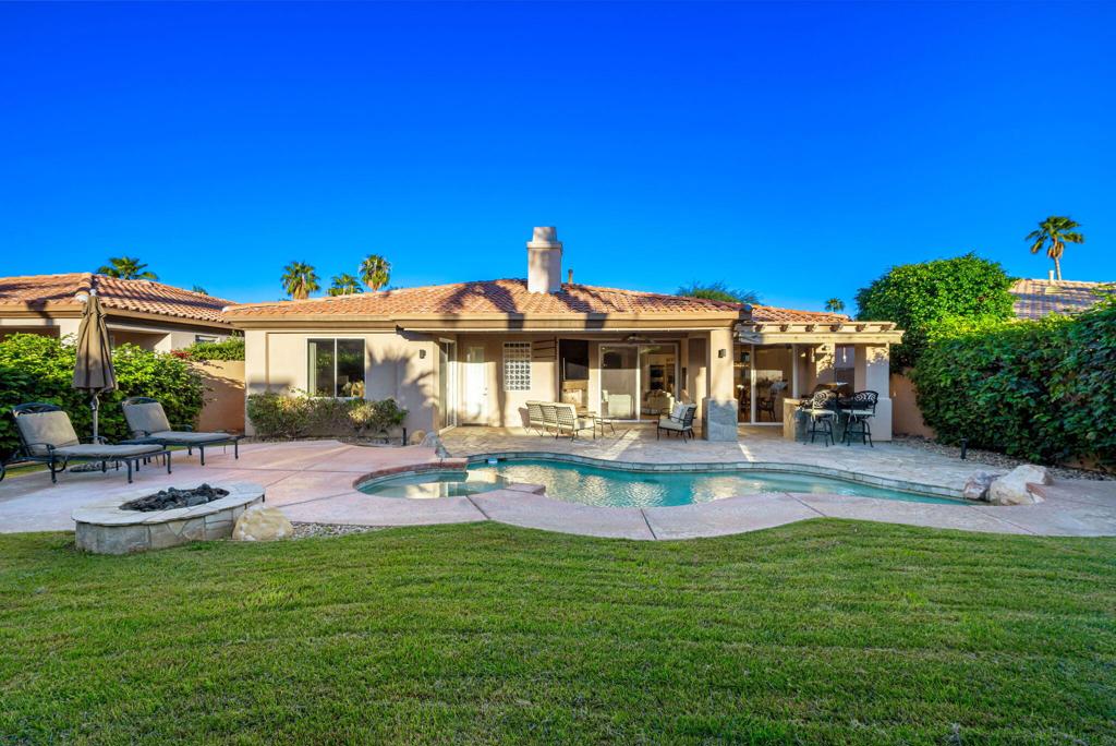 Hovley Palms - Residential
