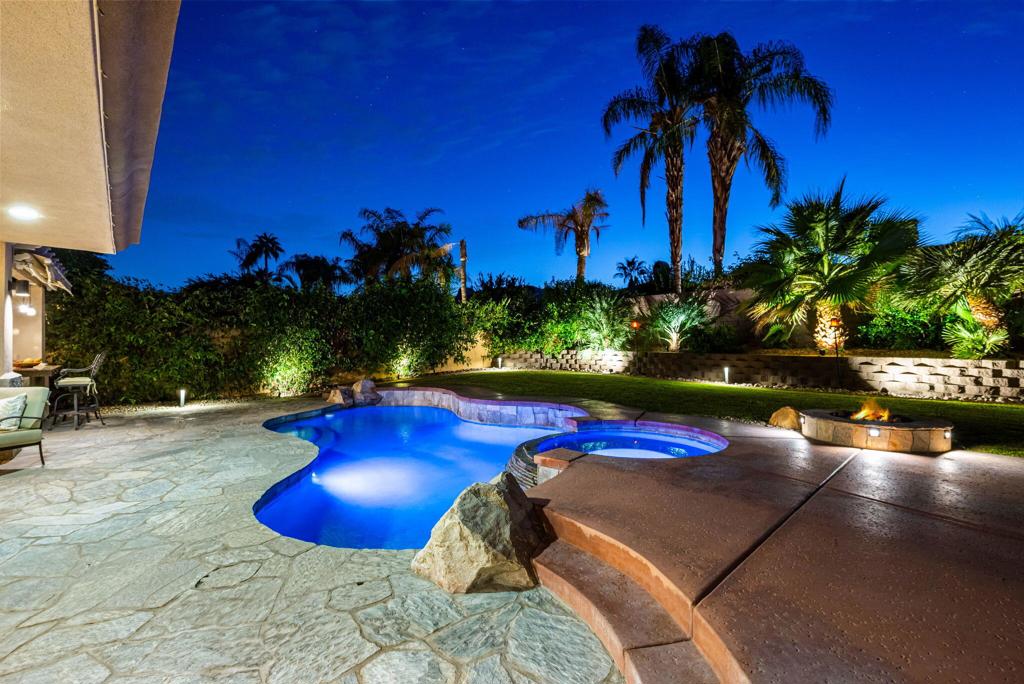 Hovley Palms - Residential