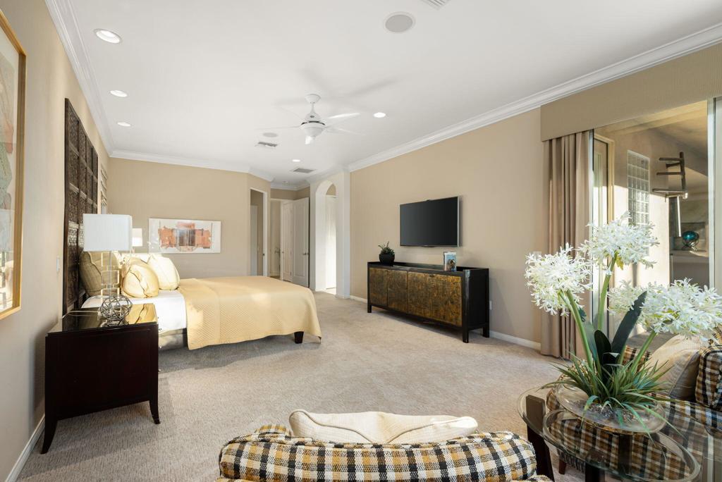 Hovley Palms - Residential