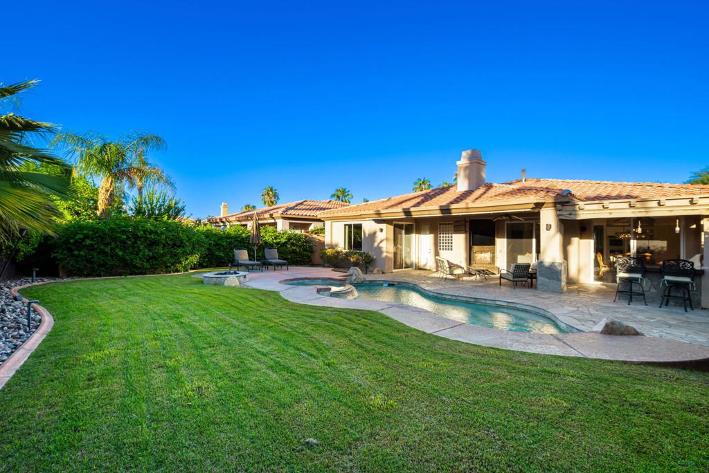 Hovley Palms - Residential