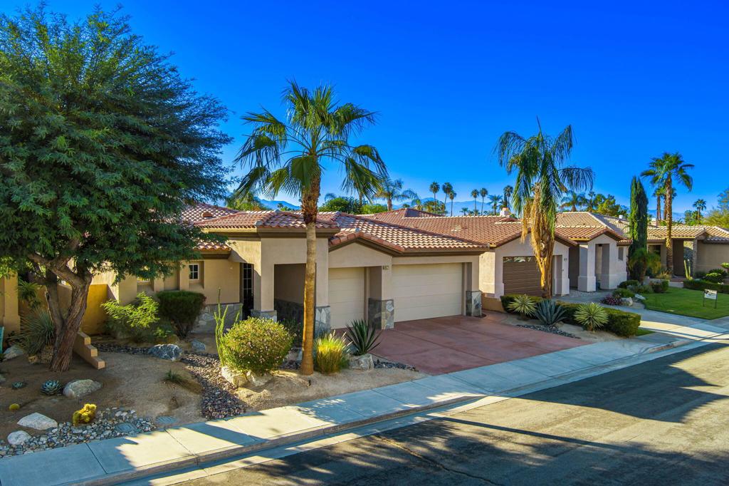Hovley Palms - Residential