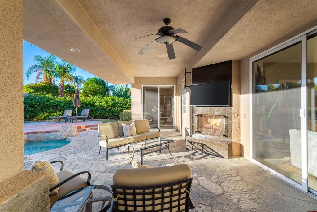 Hovley Palms - Residential