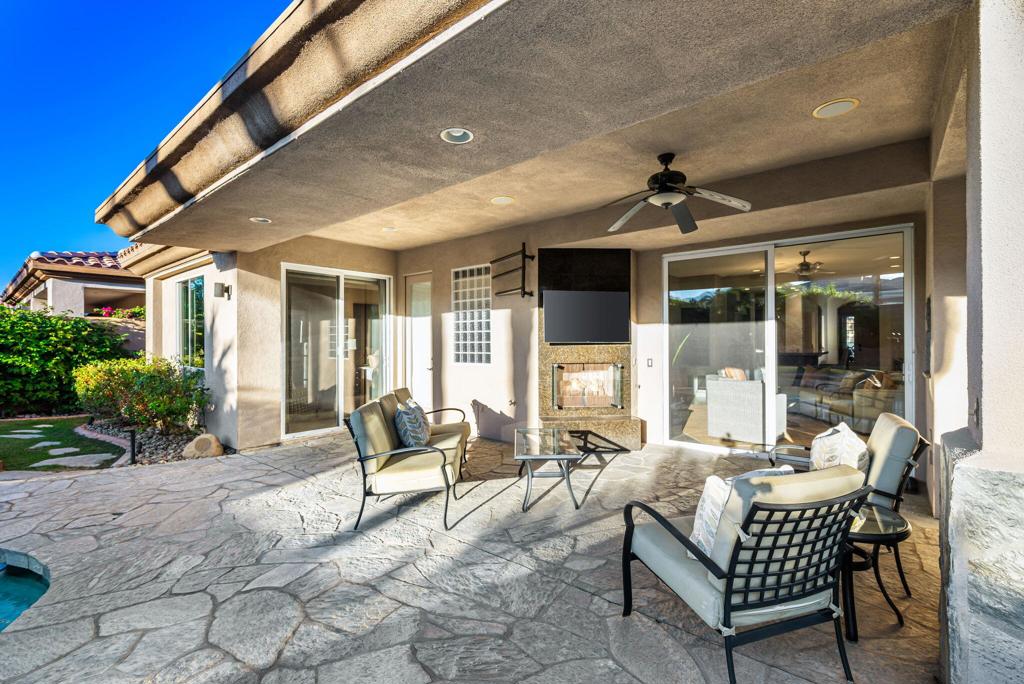 Hovley Palms - Residential