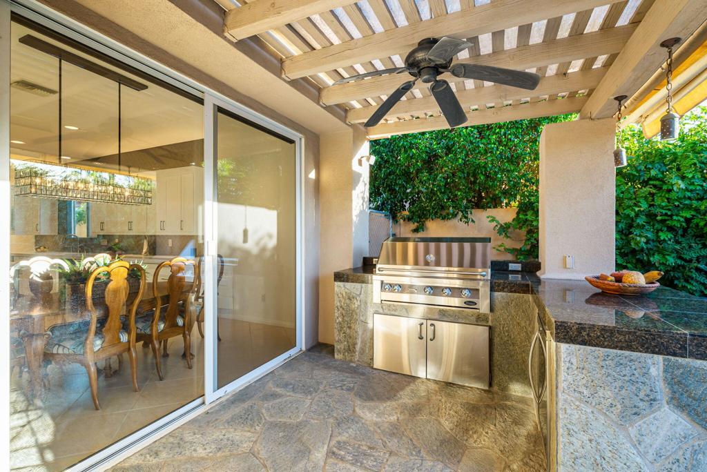 Hovley Palms - Residential