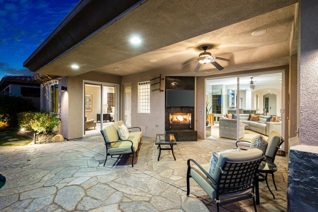 Hovley Palms - Residential