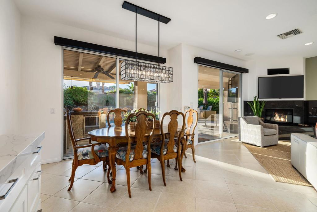Hovley Palms - Residential