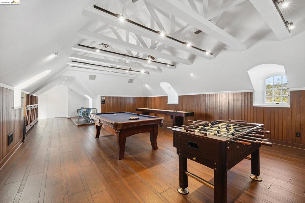 PIEDMONT - Residential