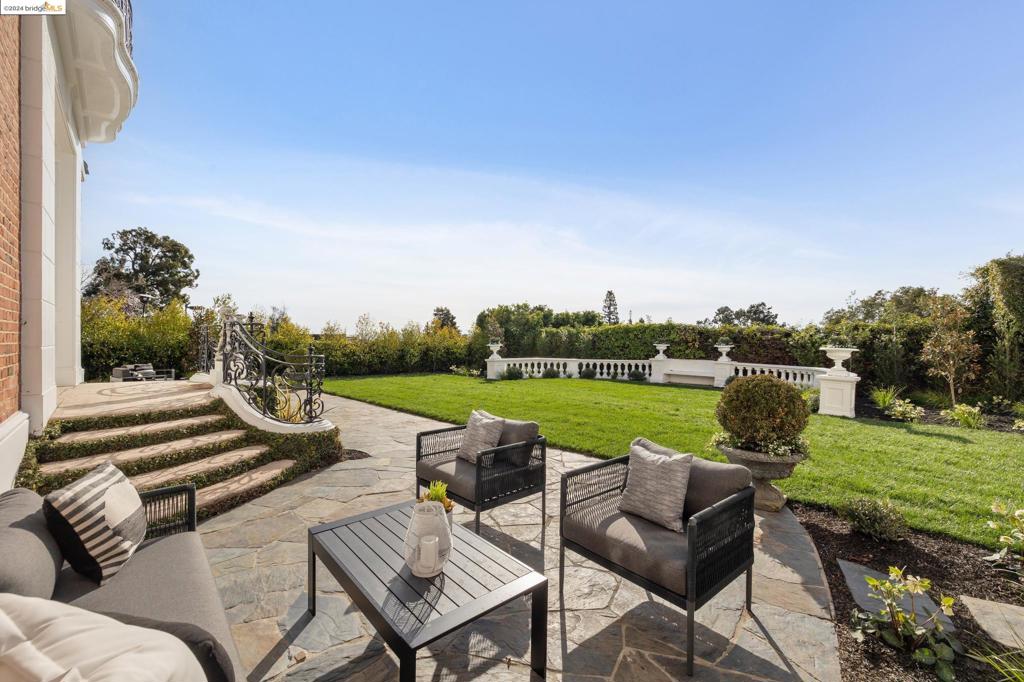 PIEDMONT - Residential