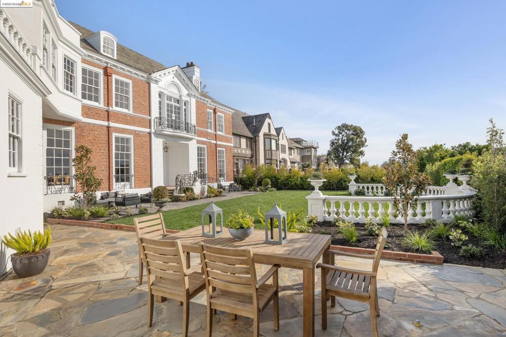 PIEDMONT - Residential