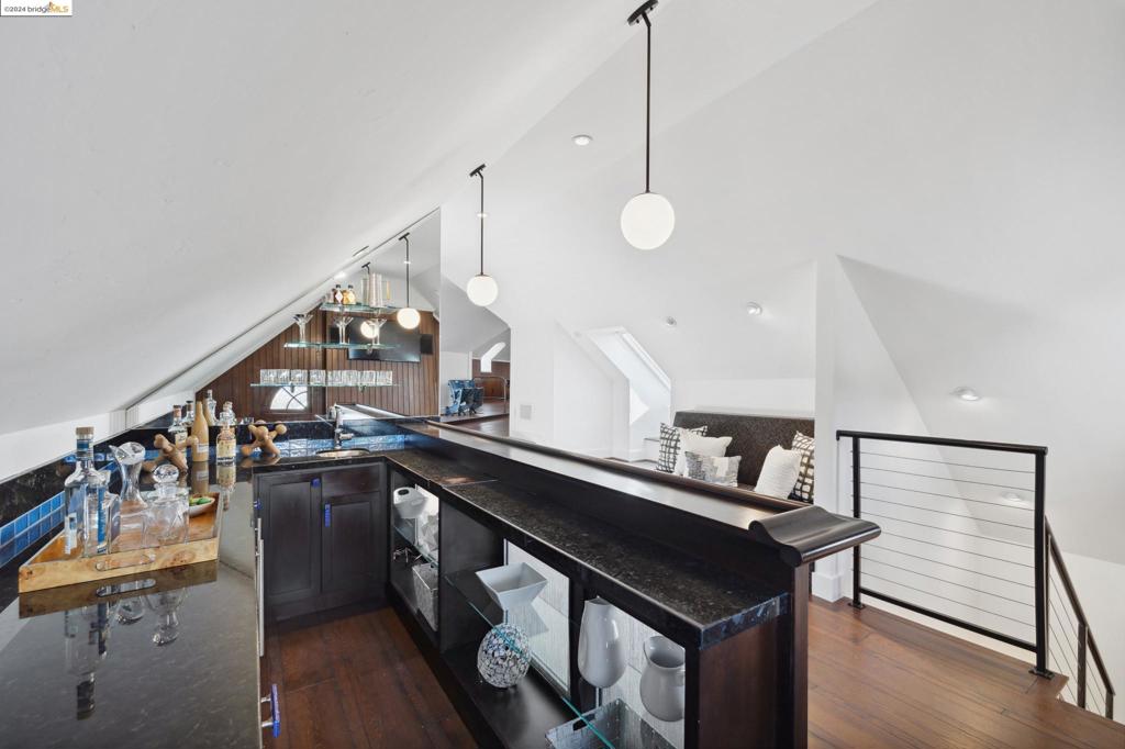 PIEDMONT - Residential