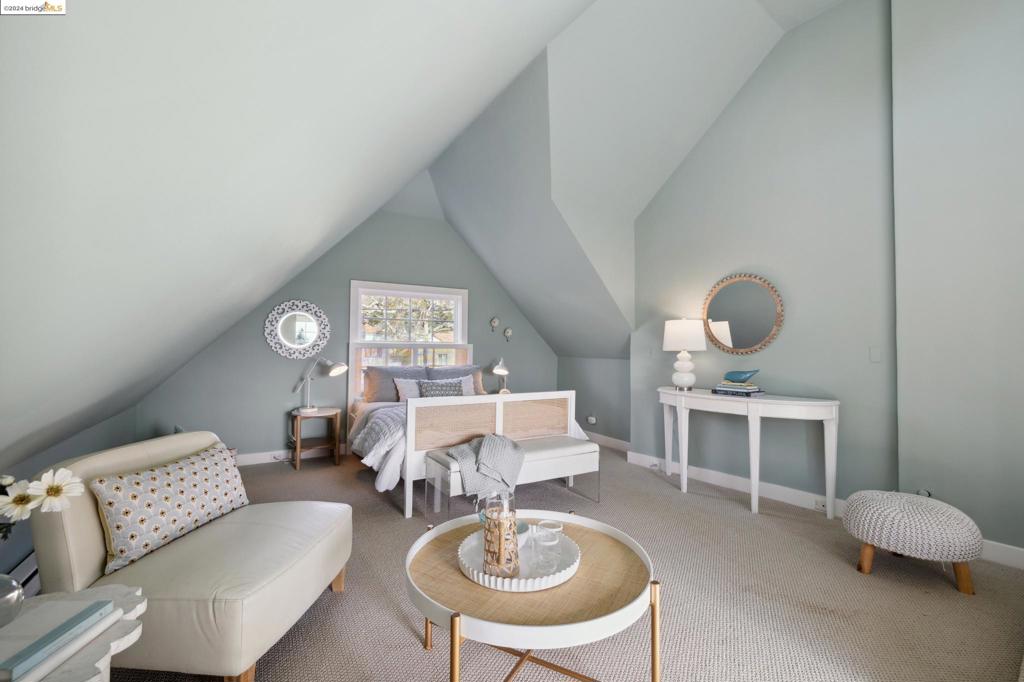 PIEDMONT - Residential